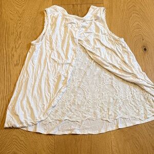 Altar’d State Lace back top - large- cream